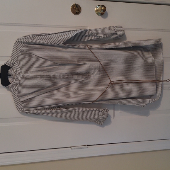 H&M Shirt Dress - Picture 1 of 7